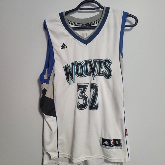 Karl Anthony Towns Rookie Jersey - Picture 1 of 2